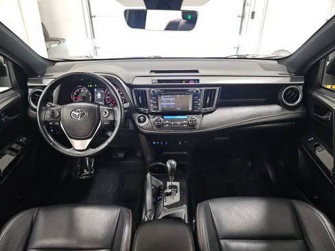 Used 2018 Toyota RAV4 SE w/ Power Extra Value Package AWD/4WD image 30