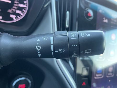 Used 2022 Subaru Outback Premium w/ Popular Package #1 image 32