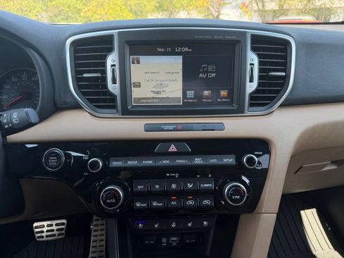 Used 2017 Kia Sportage SX FWD image 19