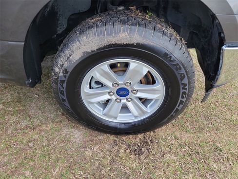 Used 2020 Ford F150 XLT image 6