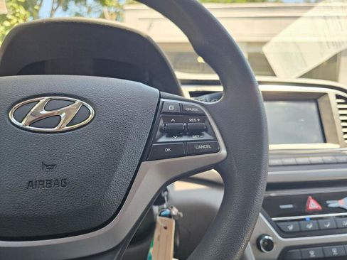 Used 2018 Hyundai Elantra SEL FWD image 35