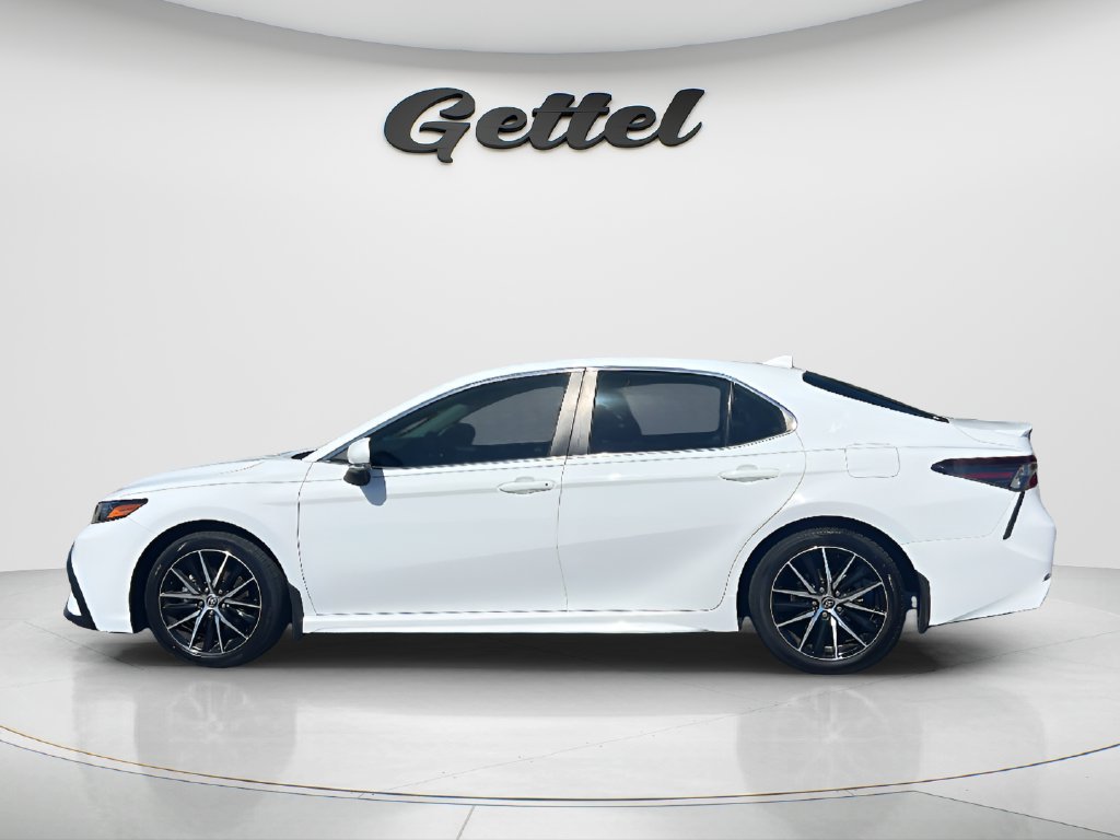 Used 2023 Toyota Camry SE FWD image 15