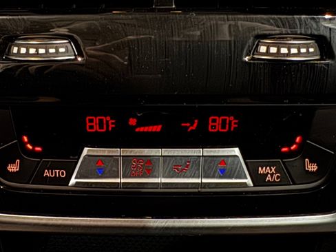 Used 2020 BMW X7 xDrive40i w/ Premium Package image 29