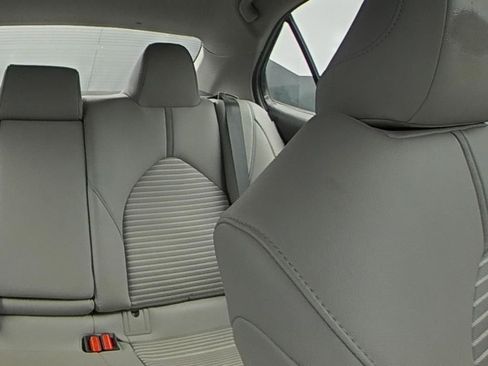 Used 2018 Toyota Camry SE w/ Moonroof Package FWD image 20