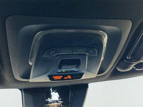 Used 2024 Toyota Corolla SE image 31