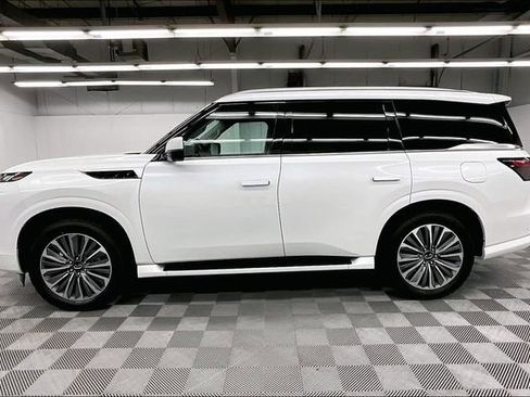 Used 2025 INFINITI QX80 Sensory AWD/4WD image 14