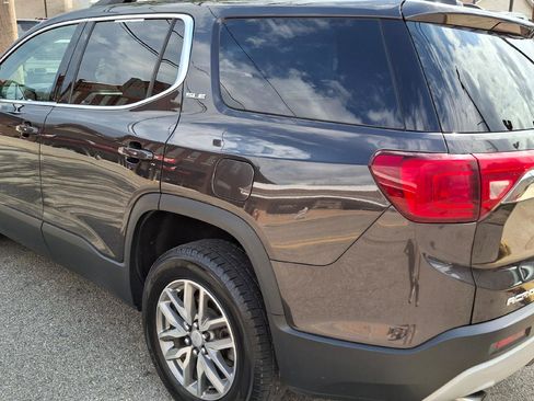 Used 2018 GMC Acadia SLE image 4