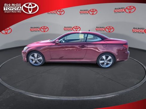 Used 2011 Lexus IS 350C RWD image 4