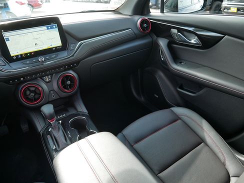 Certified 2025 Chevrolet Blazer RS w/ Enhanced Convenience Package image 11