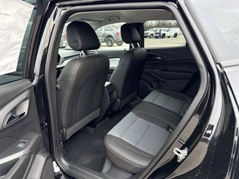 New 2026 Chevrolet Trax LT image 24