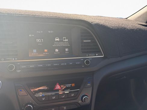 Used 2018 Hyundai Elantra Sport w/ Cargo Package FWD image 11