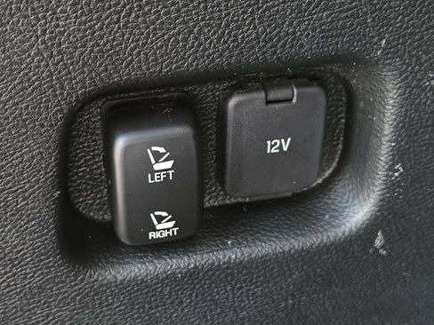 Used 2021 Ford Edge SEL FWD image 10