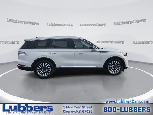 Used 2023 Lincoln Aviator Reserve w/ Equipment Group 201A image 9
