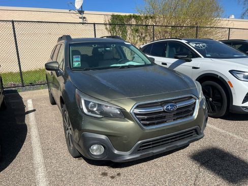 Used 2019 Subaru Outback 2.5i Limited AWD/4WD image 2