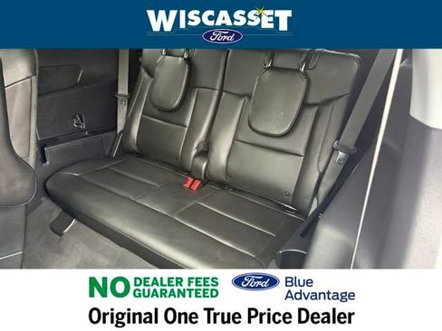 Certified 2022 Ford Explorer XLT w/ Equipment Group 202A image 8