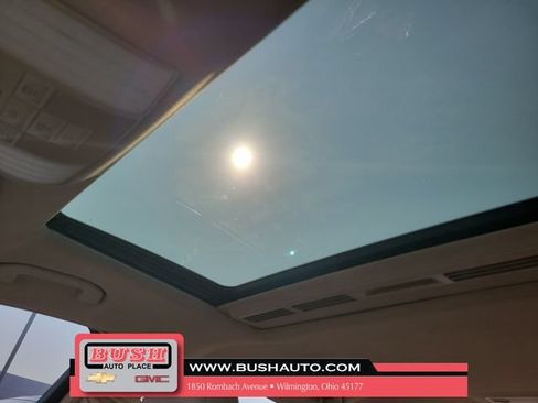 Used 2014 Mercedes-Benz E 350 4MATIC Sedan image 31