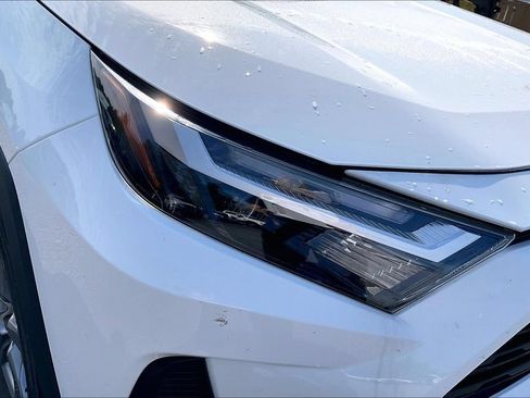 Used 2024 Toyota RAV4 XLE FWD image 29