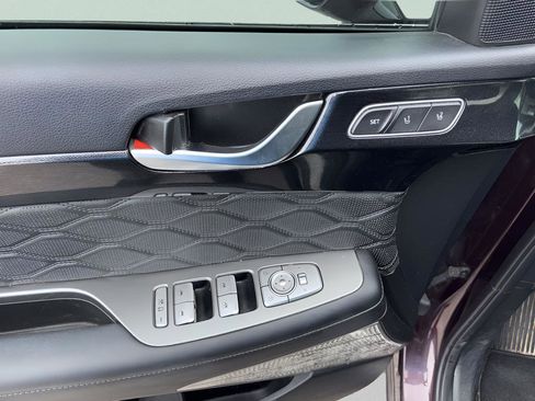 Used 2020 Hyundai Palisade Limited image 23