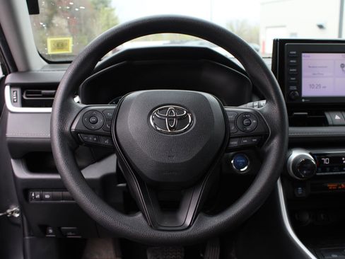 Used 2022 Toyota RAV4 XLE w/ Convenience Package AWD/4WD image 10