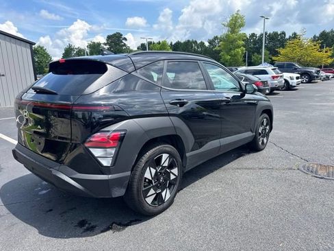 Used 2025 Hyundai Kona SEL FWD image 5