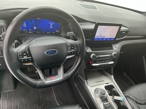 Used 2020 Ford Explorer ST image 27
