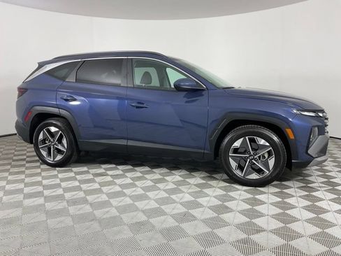 Used 2025 Hyundai Tucson SEL FWD image 11