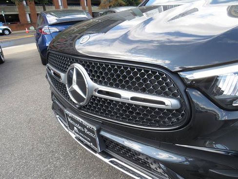 Used 2026 Mercedes-Benz GLC 300 4MATIC image 24