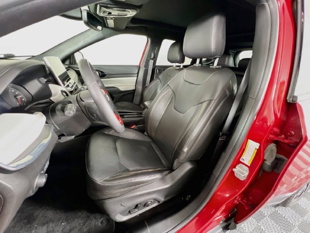 Used 2023 Jeep Compass Limited w/ Sun and Sound Group AWD/4WD image 21