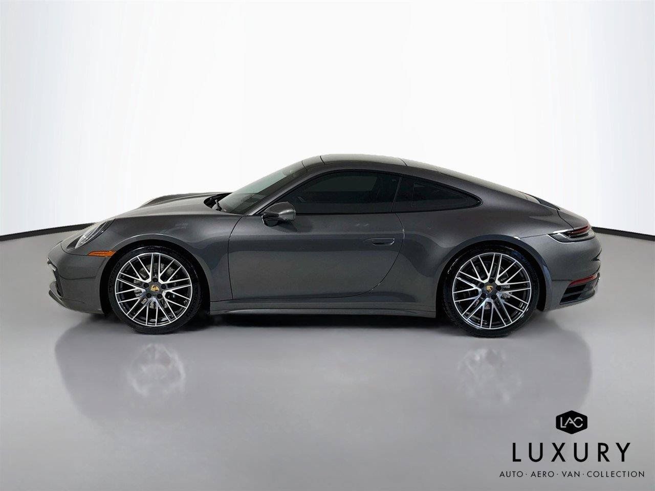 Used 2024 Porsche 911 Carrera 4S AWD/4WD image 9