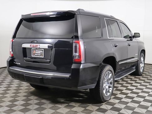 Used 2019 GMC Yukon Denali w/ Open Road Package image 17