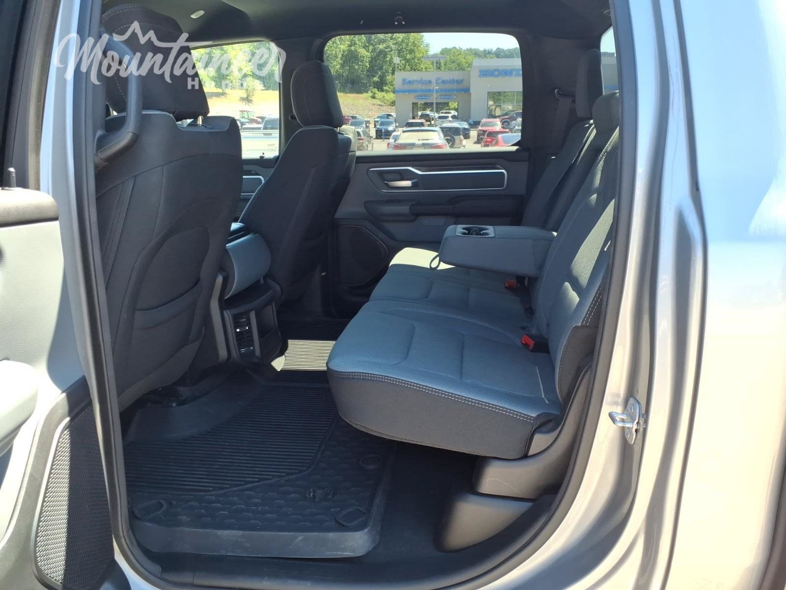 Used 2023 RAM 1500 Big Horn AWD/4WD image 16