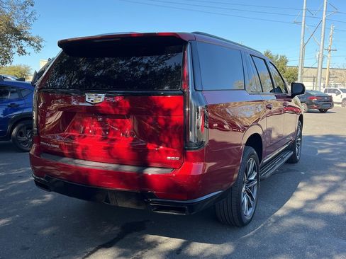 Used 2022 Cadillac Escalade ESV Sport image 5