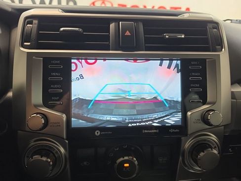 Used 2024 Toyota 4Runner SR5 AWD/4WD image 31
