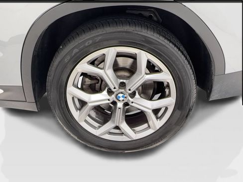 Used 2024 BMW X3 sDrive30i w/ Convenience Package RWD image 12