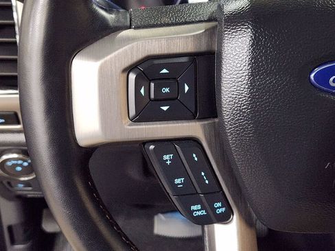 Used 2022 Ford F250 Platinum w/ FX4 Off-Road Package image 44