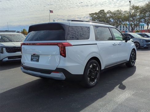 New 2026 Kia Carnival EX image 8