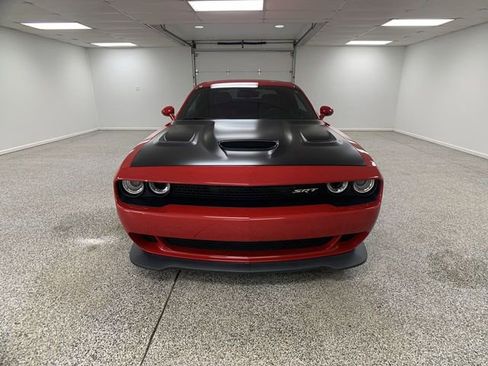 Used 2016 Dodge Challenger SRT Hellcat image 3