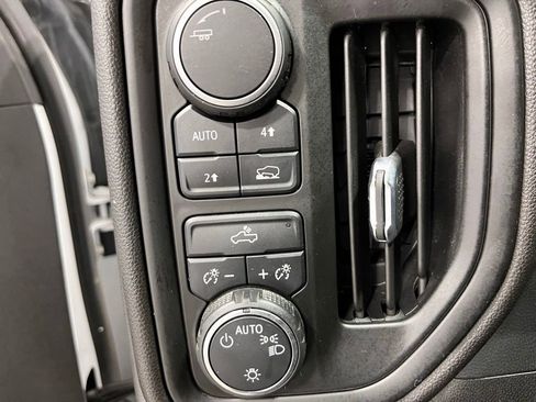 Used 2022 Chevrolet Silverado 1500 W/T w/ WT Convenience Package AWD/4WD image 20