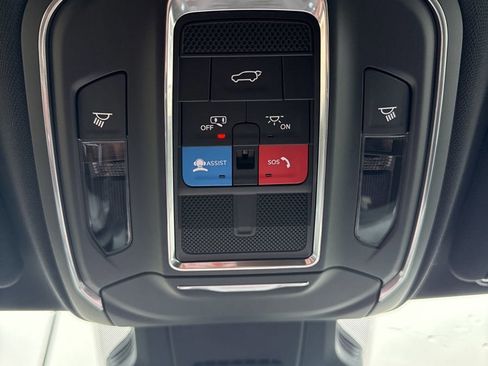 New 2026 Jeep Cherokee Limited image 29