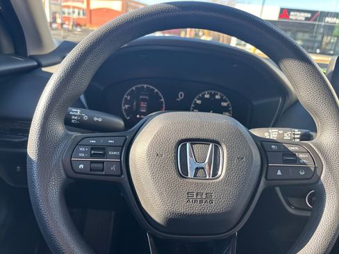 Used 2024 Honda HR-V LX image 24