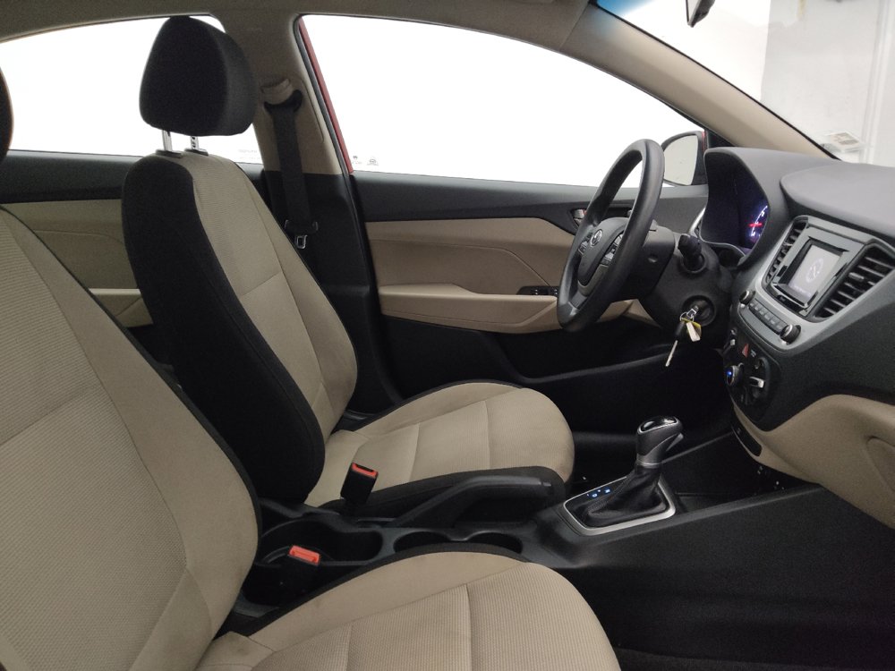 Used 2022 Hyundai Accent SE FWD image 21