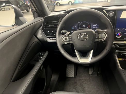 New 2026 Lexus TX 350 AWD image 30