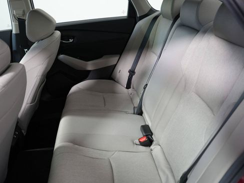 Certified 2025 Honda Accord SE image 25