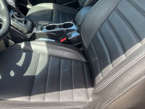 Used 2015 Ford Escape Titanium FWD image 15