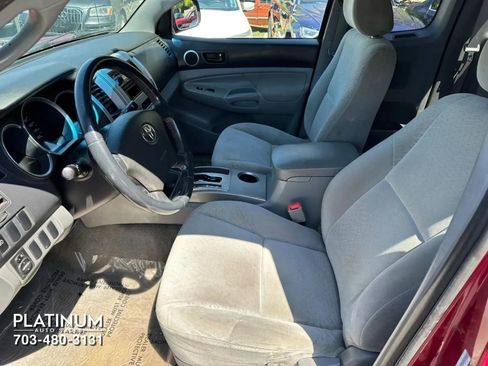 Used 2006 Toyota Tacoma PreRunner RWD image 13