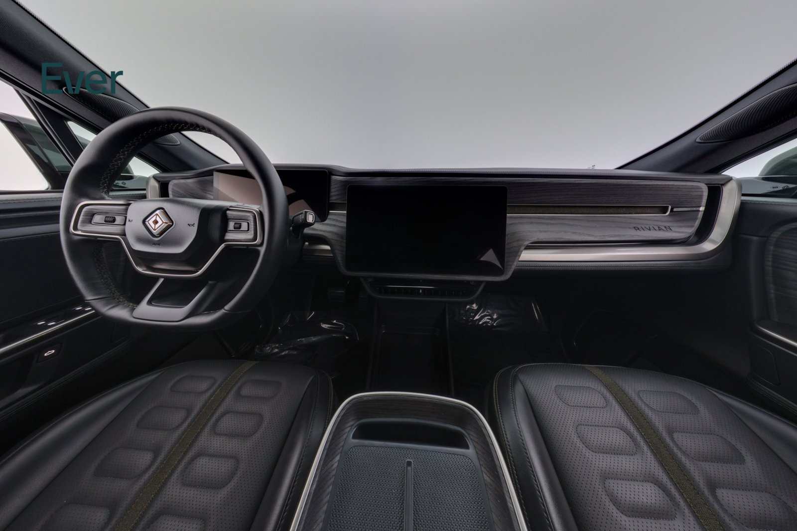 Used 2025 Rivian R1T Adventure Dual AWD/4WD image 26