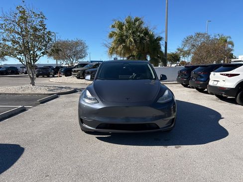 Used 2020 Tesla Model Y Long Range image 7