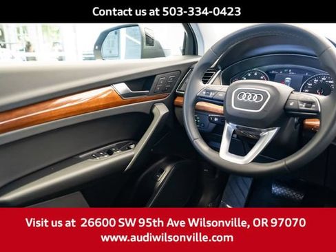 Used 2023 Audi Q5 2.0T Premium w/ Convenience Package AWD/4WD image 11