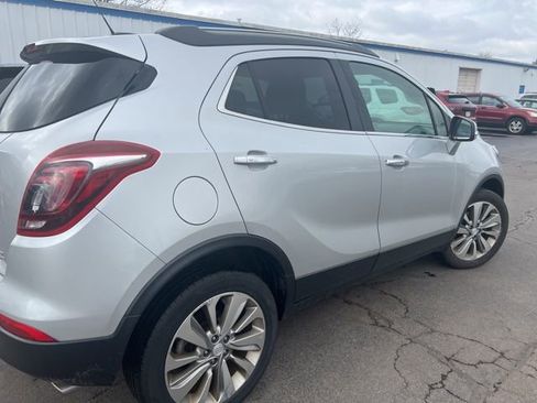 Used 2019 Buick Encore Preferred AWD/4WD image 5