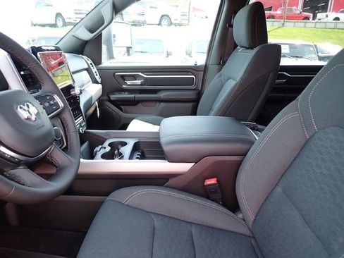 New 2026 RAM 1500 4x4 Crew Cab image 13